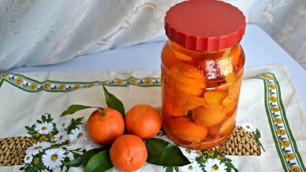 Cáscaras de mandarina, pon todo en un frasco con vinagre: ahorras dinero – Mis Consejos Jardinería