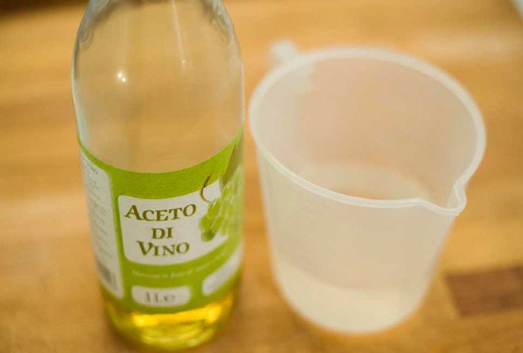Vinagre para quitar las manchas de aceite del mantel