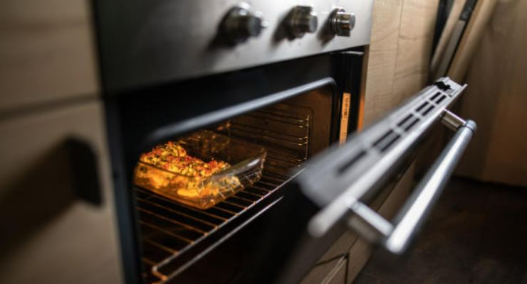 quitar la grasa del horno