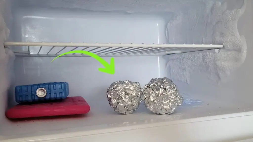 Papel de aluminio en el congelador, por qué deberías hacerlo: ahorras dinero – Mis Consejos Jardinería