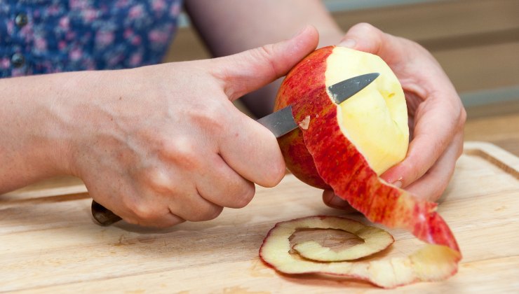 cáscara de la manzana