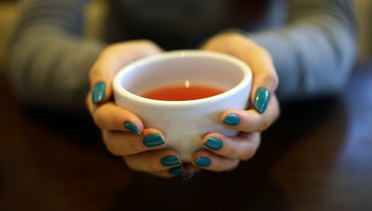 té con piel de naranja y clavo