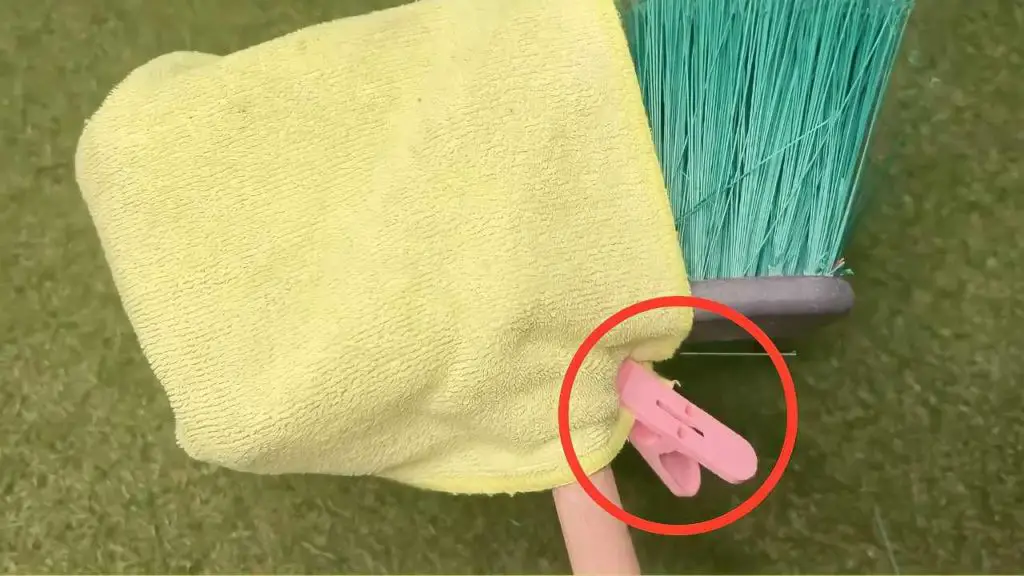 Ponle una toalla a la escoba, ya no la usarás como antes: increíble – Mis Consejos Jardinería