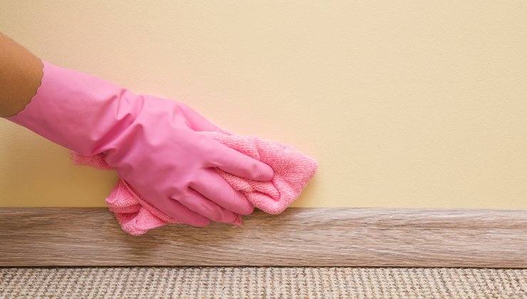 limpiar la pared con agua y suavizante - las manchas desaparecen inmediatamente