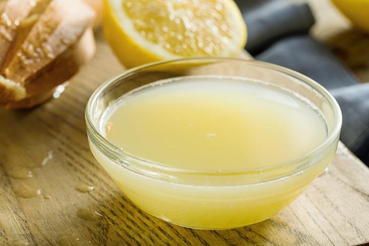 Tazón de jugo de limón