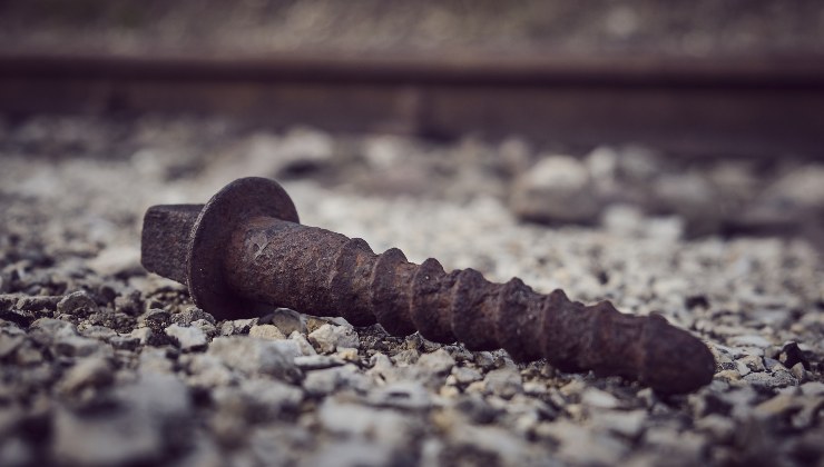 tornillo oxidado