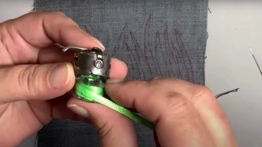 Bordar con cintas de seda, con esta técnica te lleva 5 minutos: muy fácil – Mis Consejos Jardinería