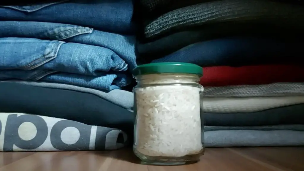 Pon un tarro de arroz en el armario: lo que le pasa a tu ropa es impredecible – Mis Consejos Jardinería