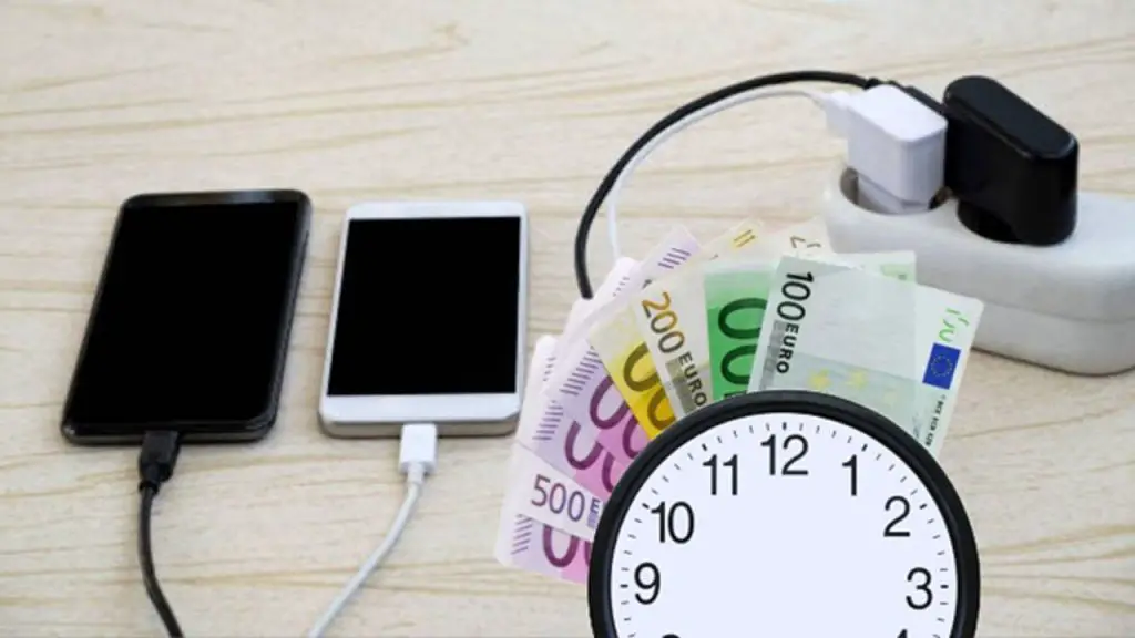 Nunca cargues tu teléfono a esta hora, se tarda una eternidad y te gastas el doble en la factura – Mis Consejos Jardinería