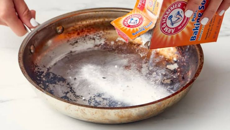 Bicarbonato de sodio en la sartén