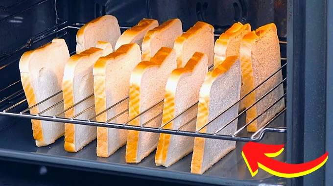 ¿Por qué hay que poner las rebanadas de pan entre las rejillas del horno? El truco poco conocido que hace la vida más fácil
