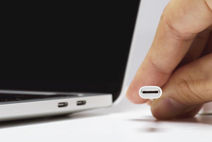 Un adaptador de tipo portátil USB-C
