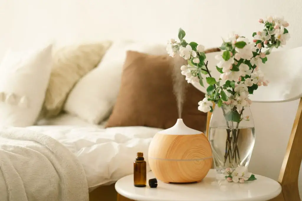 Aceites esenciales en el dormitorio: aquí se explica cómo usarlos mejor – Mis Consejos Jardinería