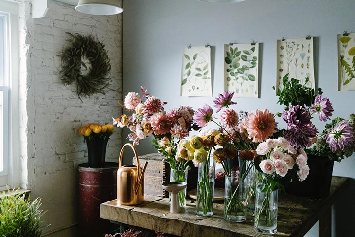 arreglos florales en jarrones