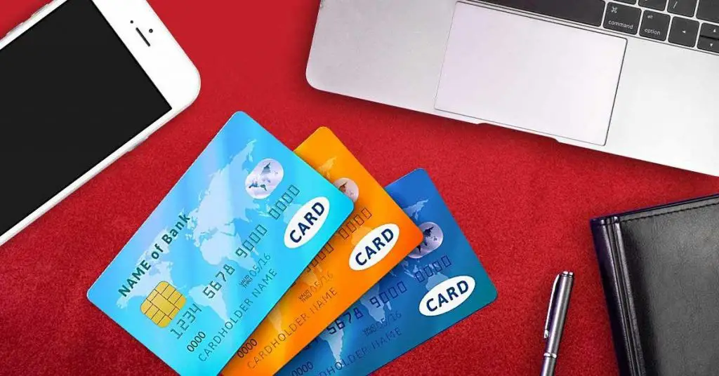 El objeto al lado del cual nunca debes guardar tu tarjeta bancaria. ¡Esto puede causarte muchos problemas! – Mis Consejos Jardinería