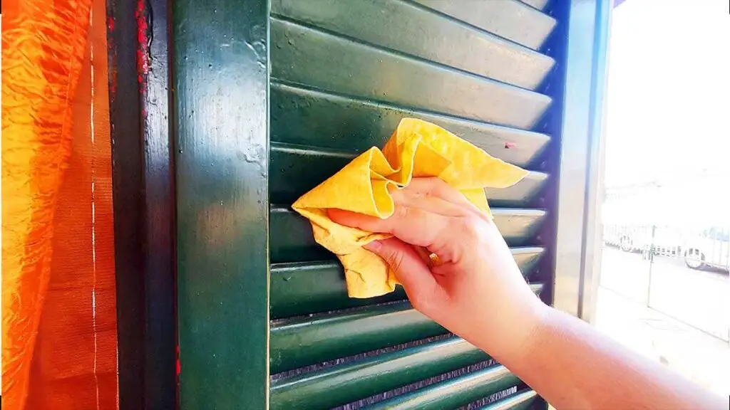 Limpieza de las persianas: aquí están todos los secretos para pulirlas a la perfección – Mis Consejos Jardinería