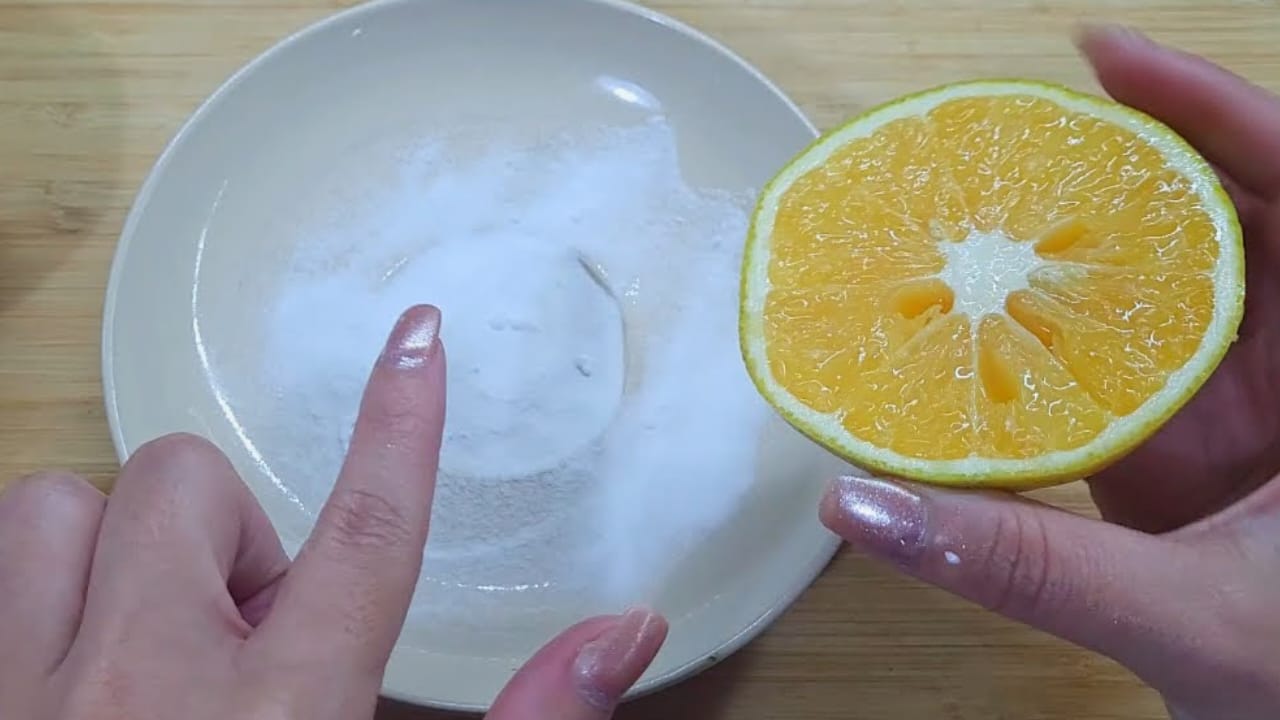 bicarbonato de sodio y naranja