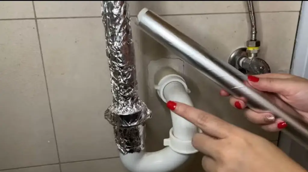 Papel de aluminio, envuélvalo en el desagüe del inodoro: ahorrará mucho dinero – Mis Consejos Jardinería