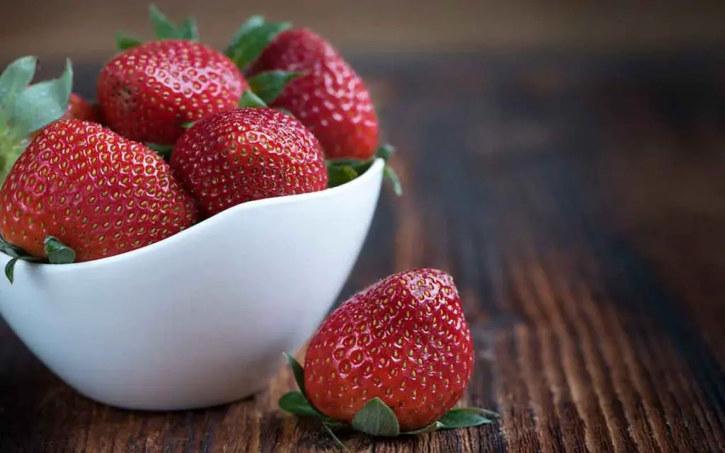 Protege las fresas con estos trucos de jardinero: “wow” – Mis Consejos Jardinería