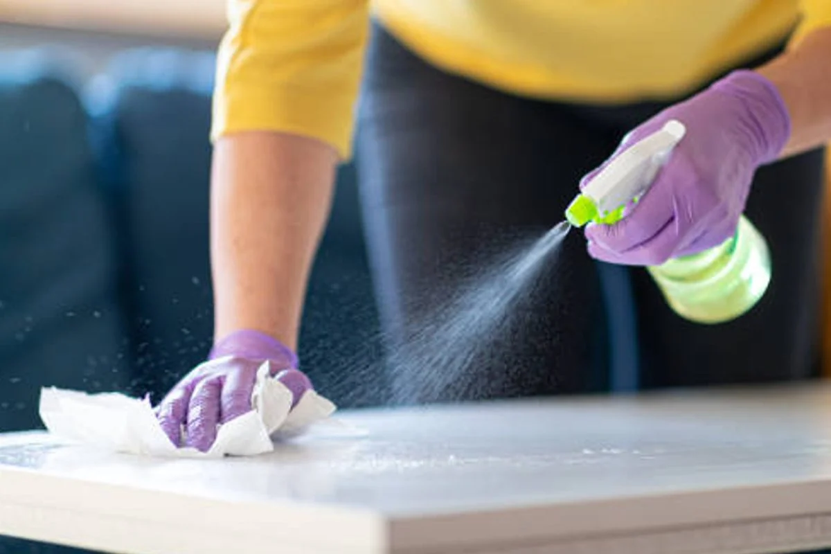 Pulidor de madera de bricolaje, barato y eficaz con 3 remedios naturales