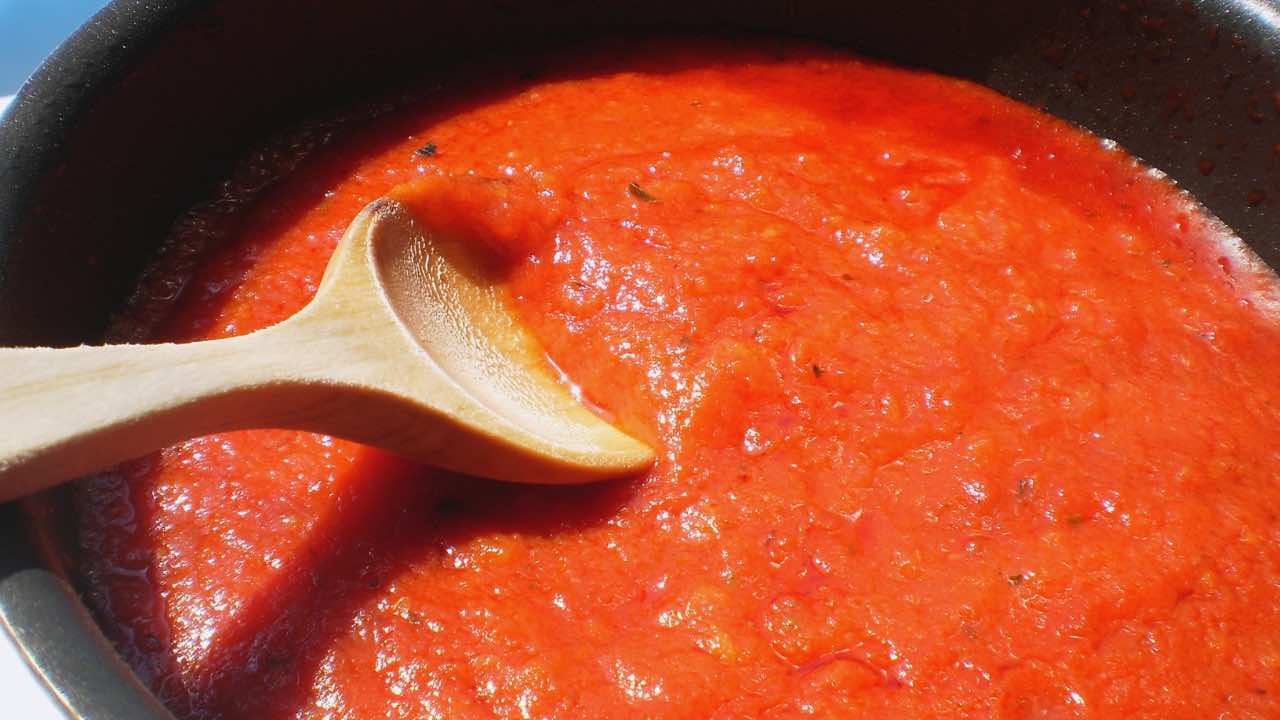 Salsa de tomate ácida