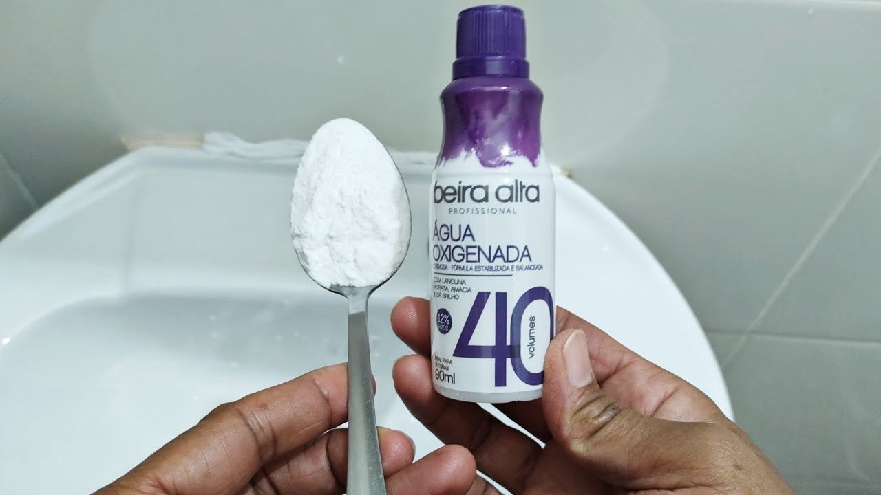 Bicarbonato de sodio y peróxido de hidrógeno