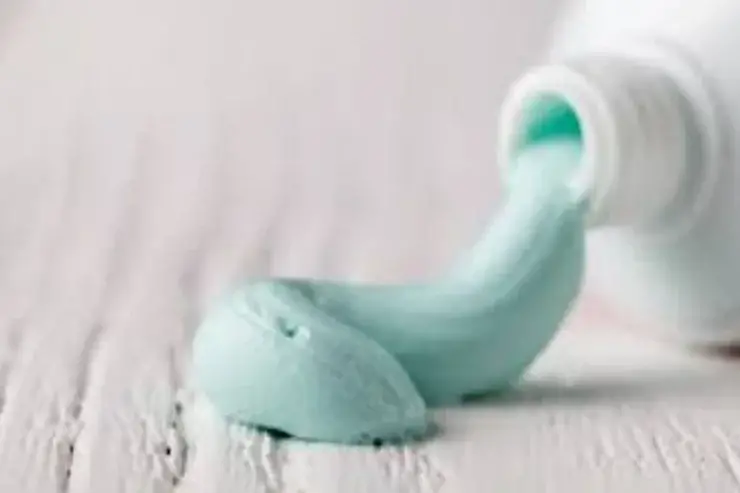 Tubo de pasta de dientes: ¡no lo tires! ¡Mira cuántas cosas hago con él! – Mis Consejos Jardinería