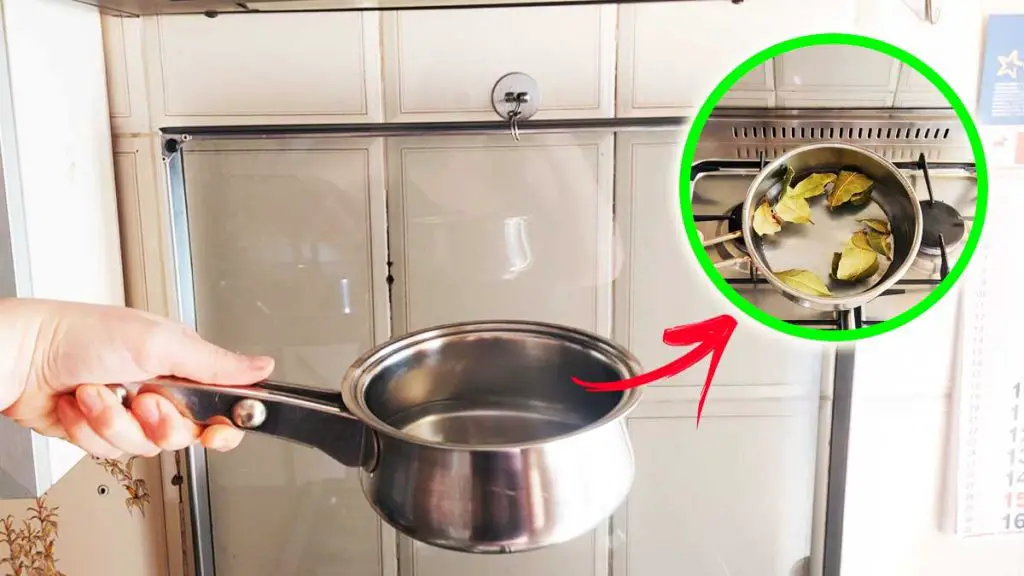 come profumare la cucina e assorbire i cattivi odori con il metodo del pentolino