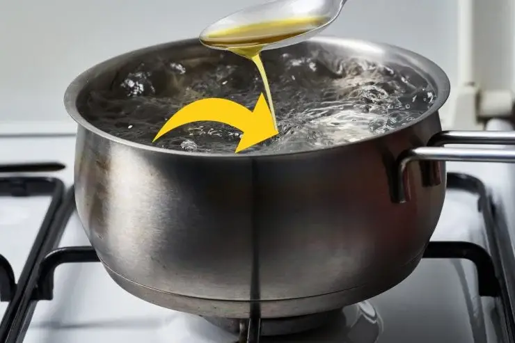 ¡Echa el aceite en el agua hirviendo! El método que te sorprende. Averigüe por qué – Mis Consejos Jardinería