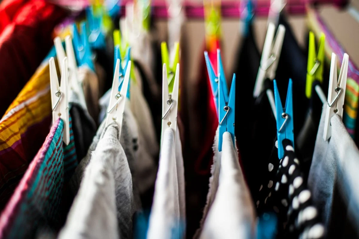 Marcas de pinzas en la ropa