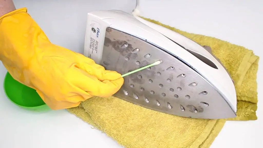 Remedios naturales para limpiar la plancha – Mis Consejos Jardinería
