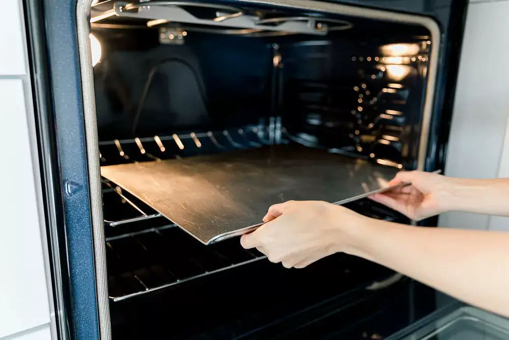 Prueba este truco con PIEDRA PÓMEZ, ¡limpiarás el horno y perfumarás la casa! – Mis Consejos Jardinería